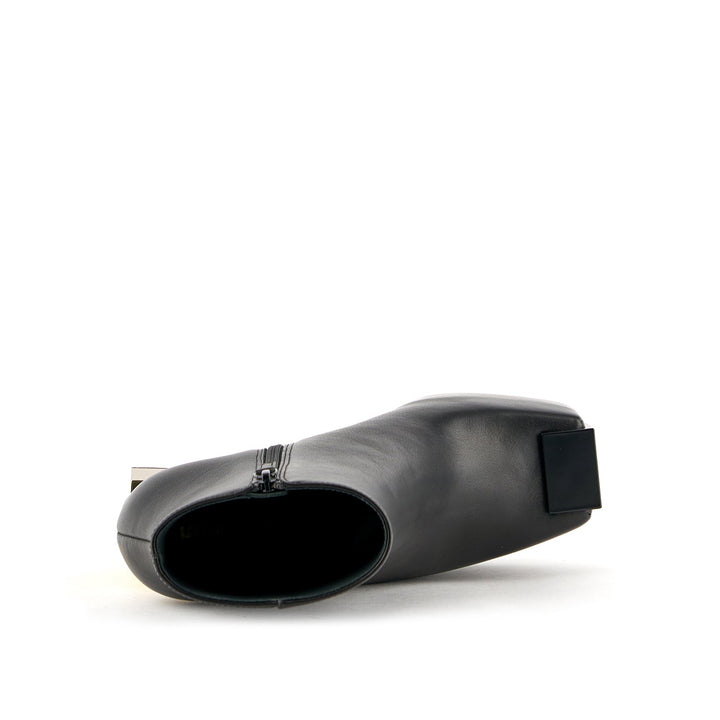 cubist bootie black 5 top view