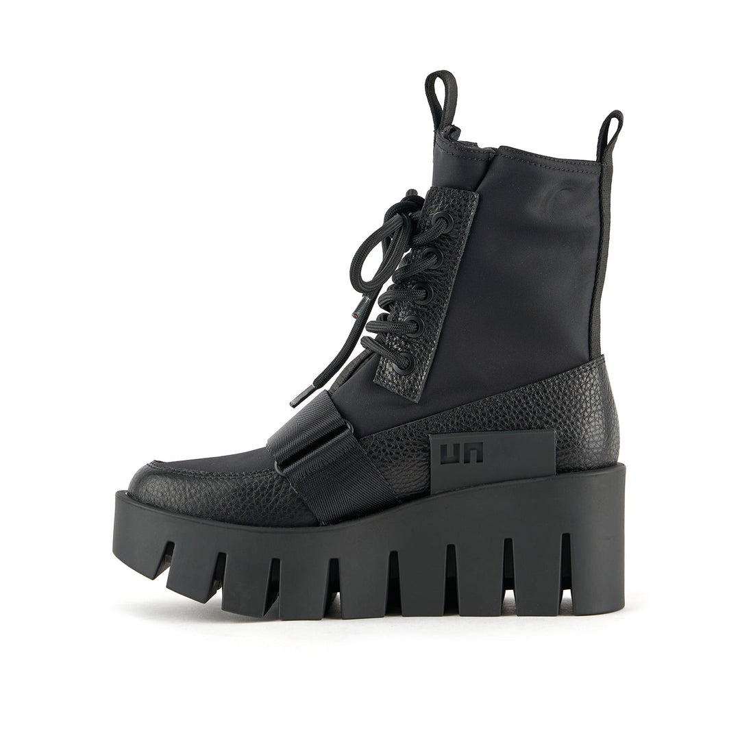 grip combat lo black 3 inside view