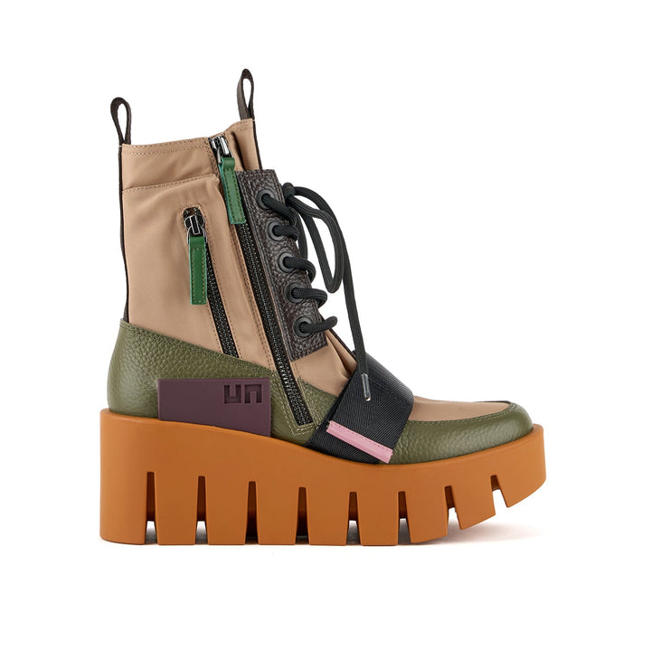 grip combat lo caramel mix 1 outside view