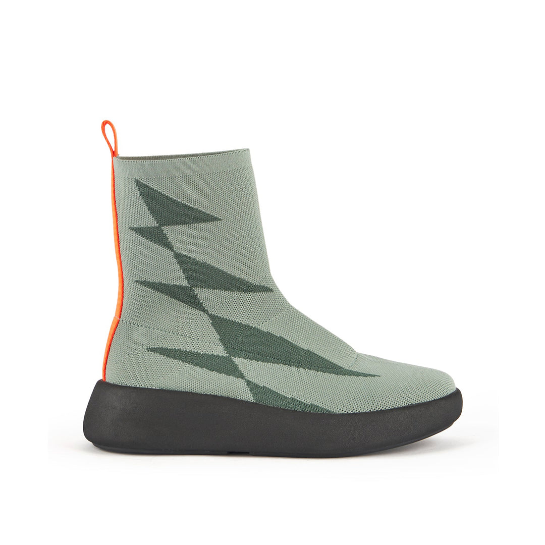 bo sock sage 1 outside view aw23