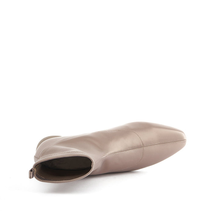 carve boot graige top view