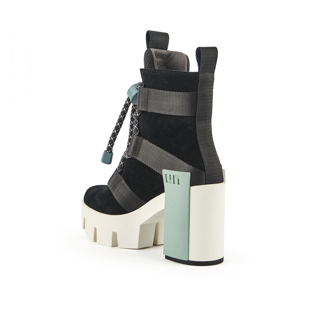 grip nomad mid ii basalt 4 angle in view aw23