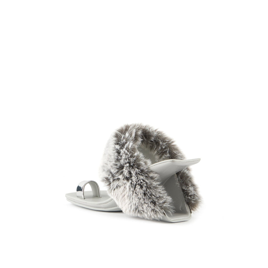 loop toe teddy silver digital mist angle in view