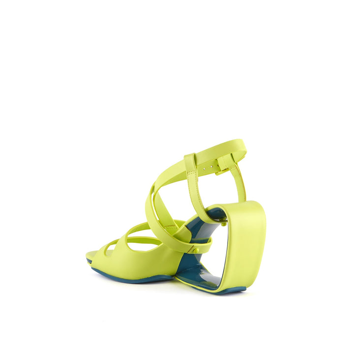 mobius sia hi cyber lime angle in view