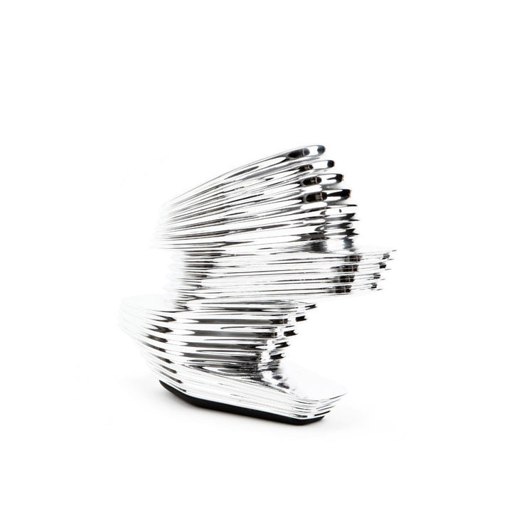 zaha nova silver in view