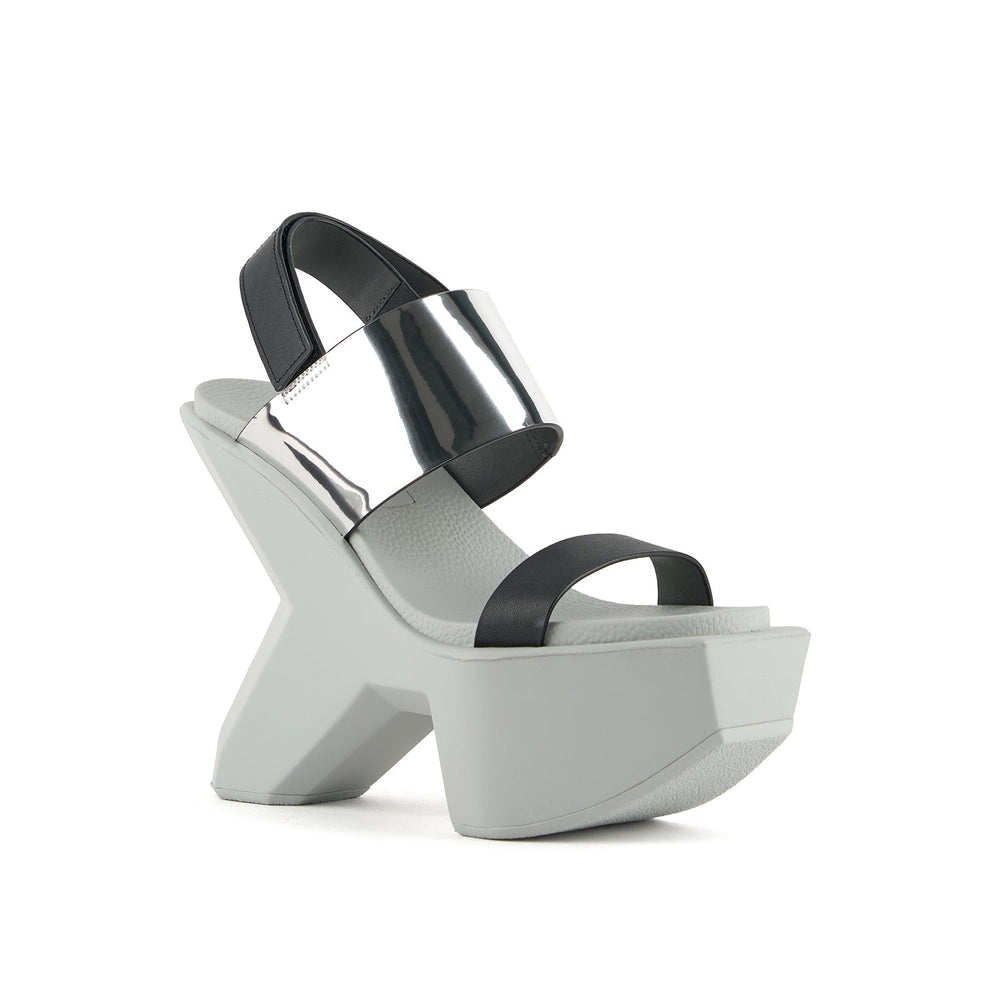 boulder sandal silver 2 angle out