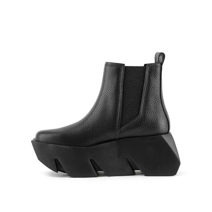 bull chelsea black ii 3 inside view