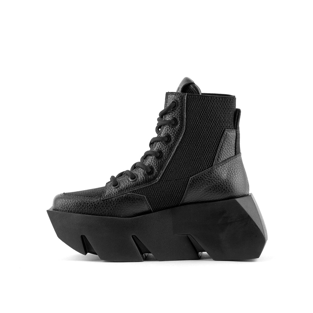 bull combat black 3 inside view