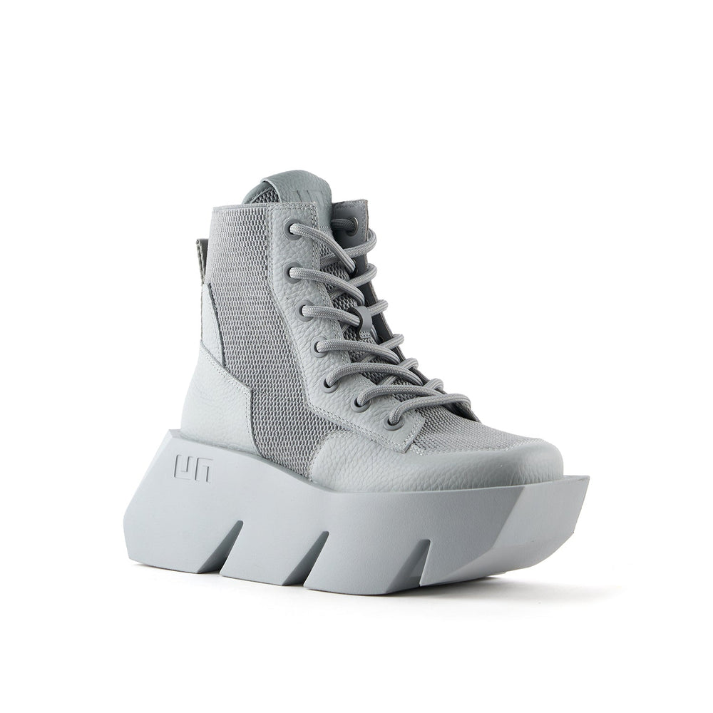 bull combat dawn blue 2 angle out view