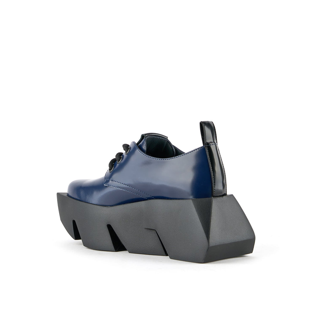 bull derby midnight blue 4 angle in view