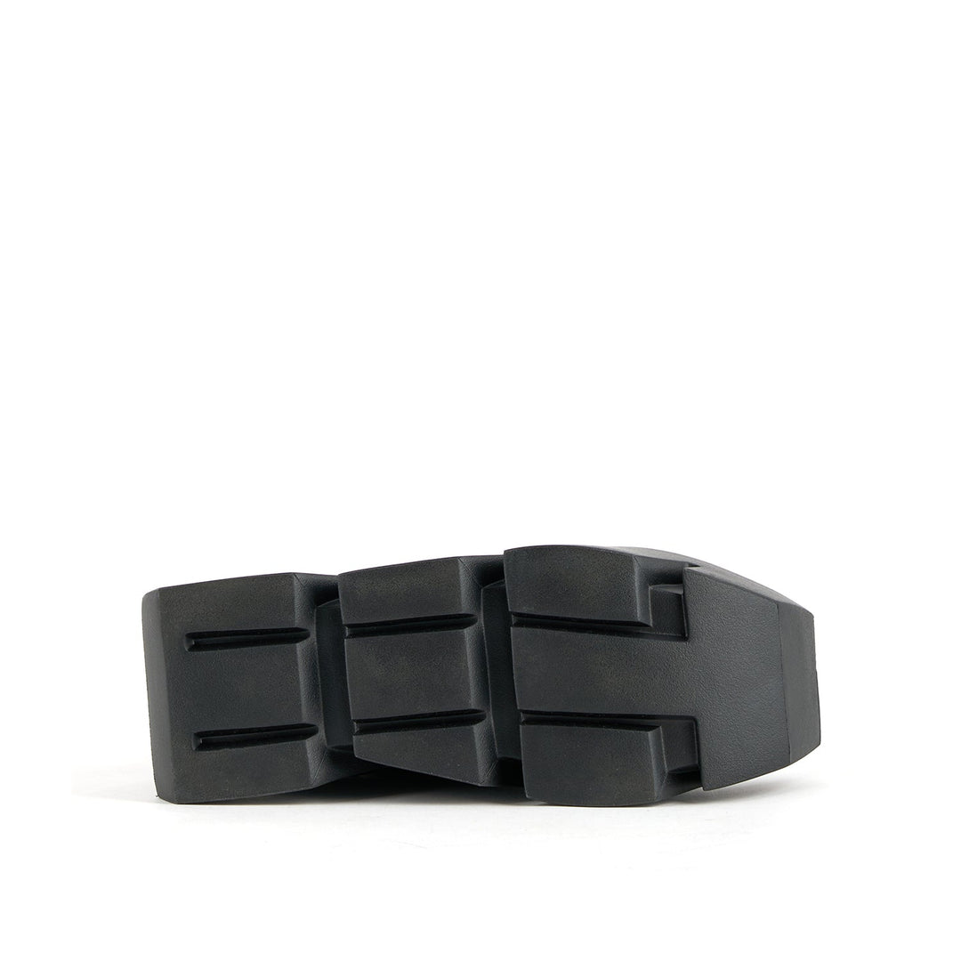 bull puffy sneaker black 6 bottom view