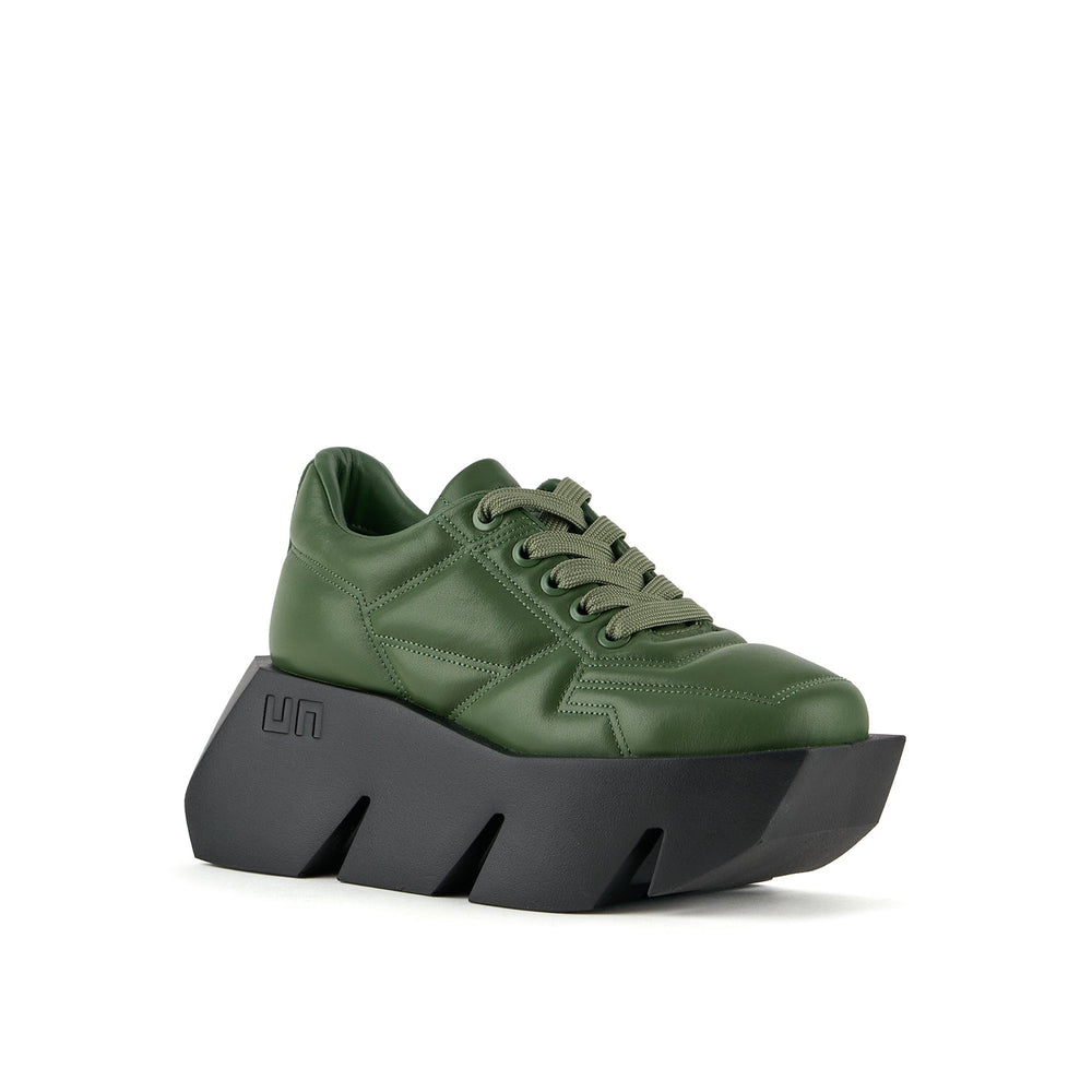 bull puffy sneaker combat 2 angle out view