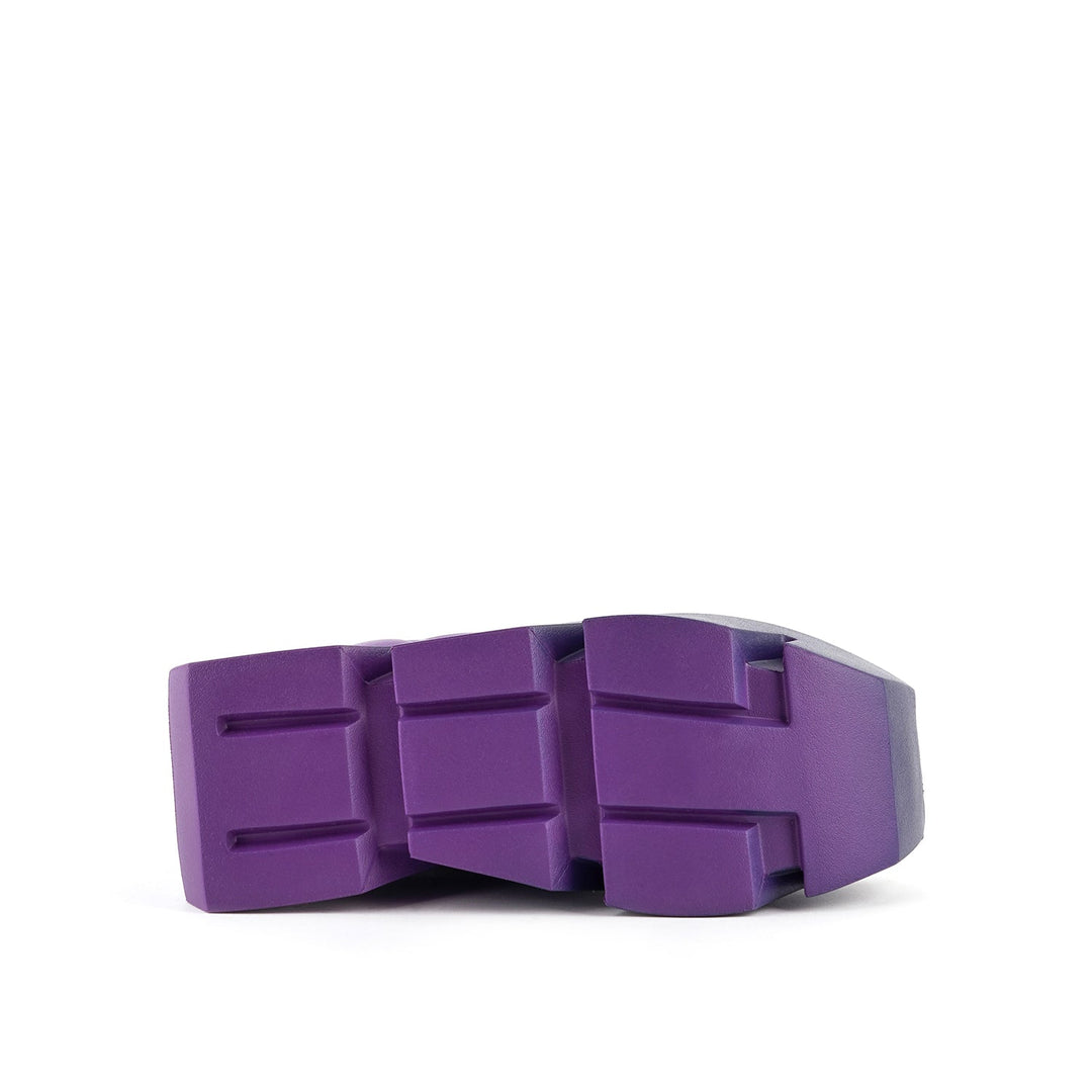 bull puffy sneaker gradient 6 bottom