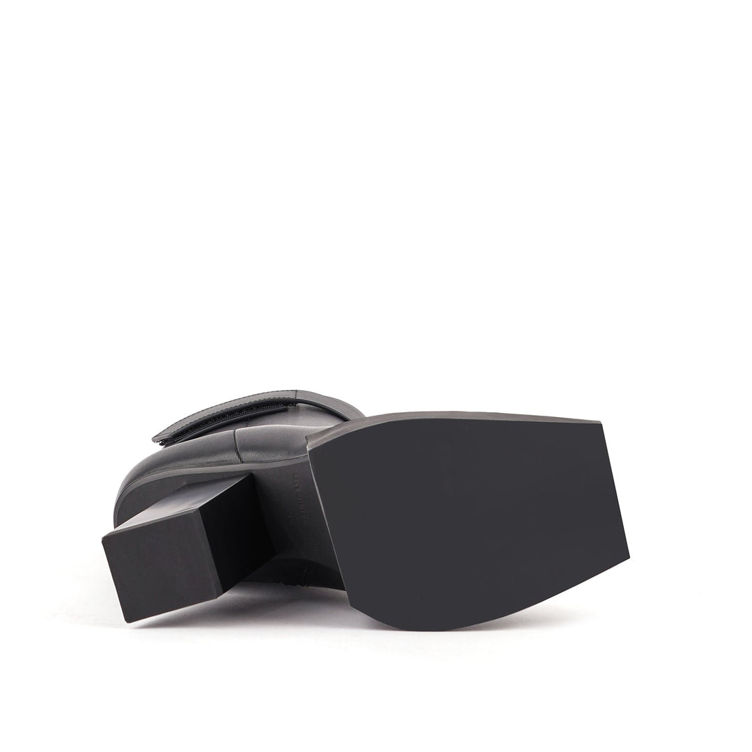 construct bootie hi black 6 bottom
