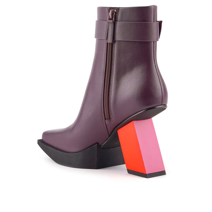 construct bootie hi cherry mix 4 angle in