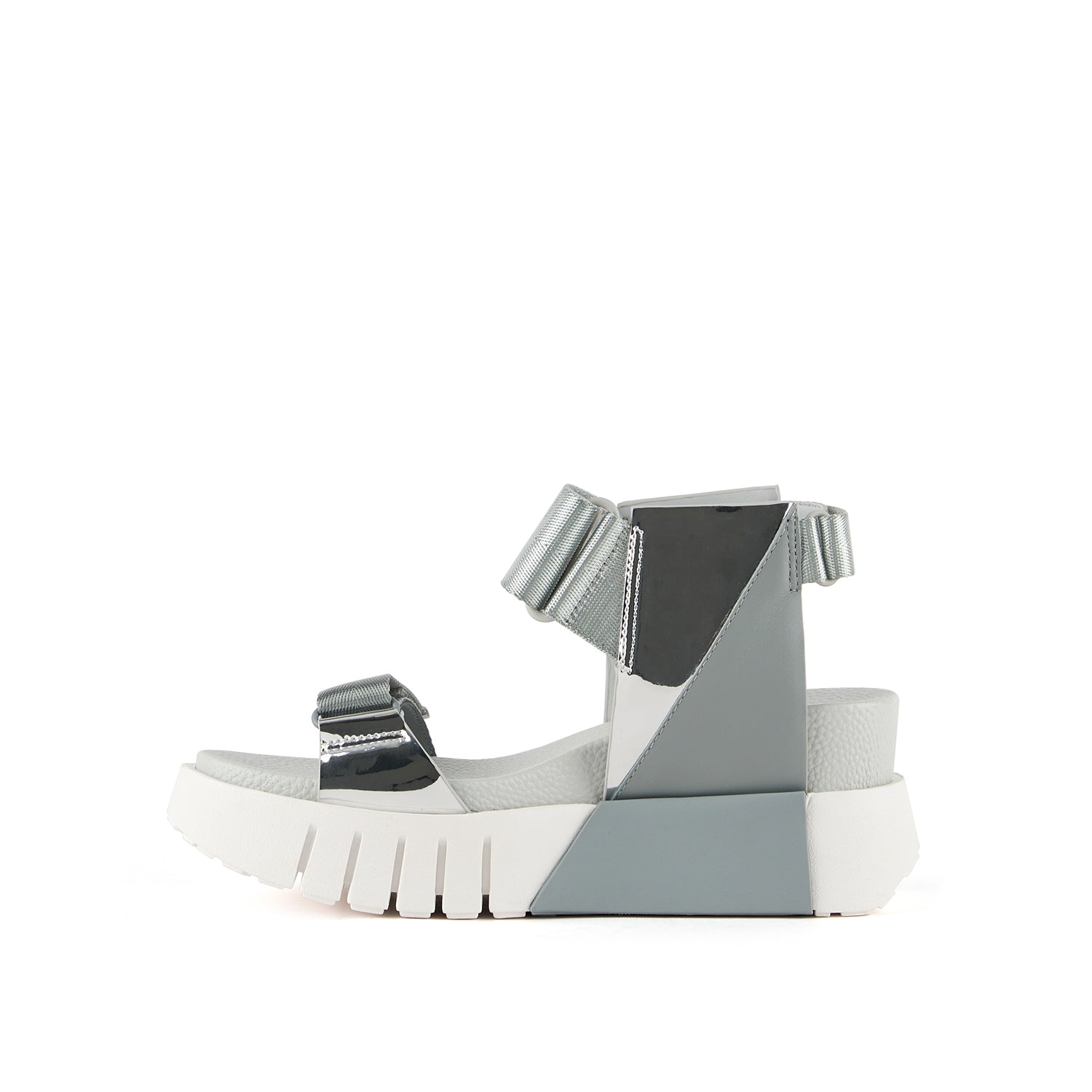 Delta Run – United Nude EU