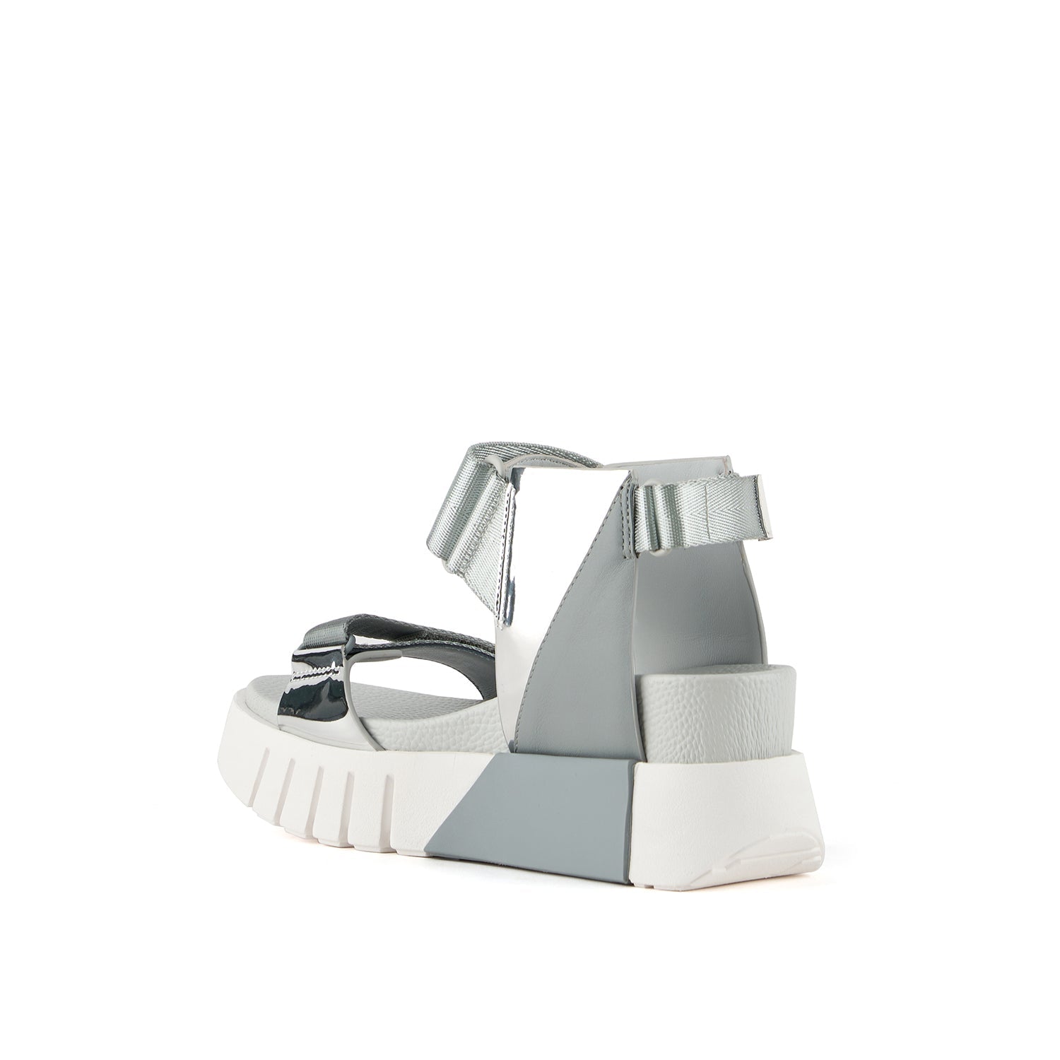 Delta Run – United Nude EU