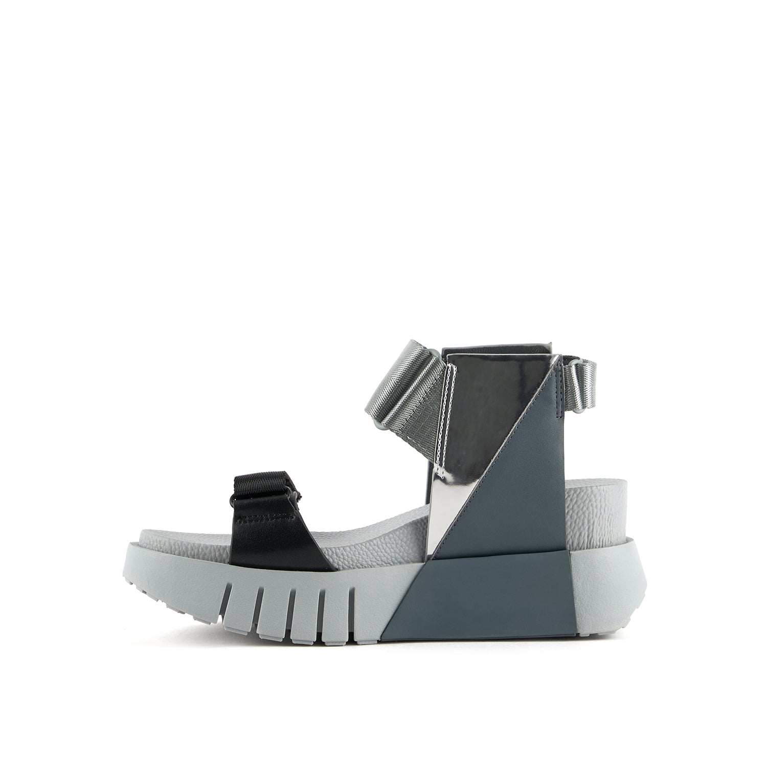Delta Run – United Nude EU