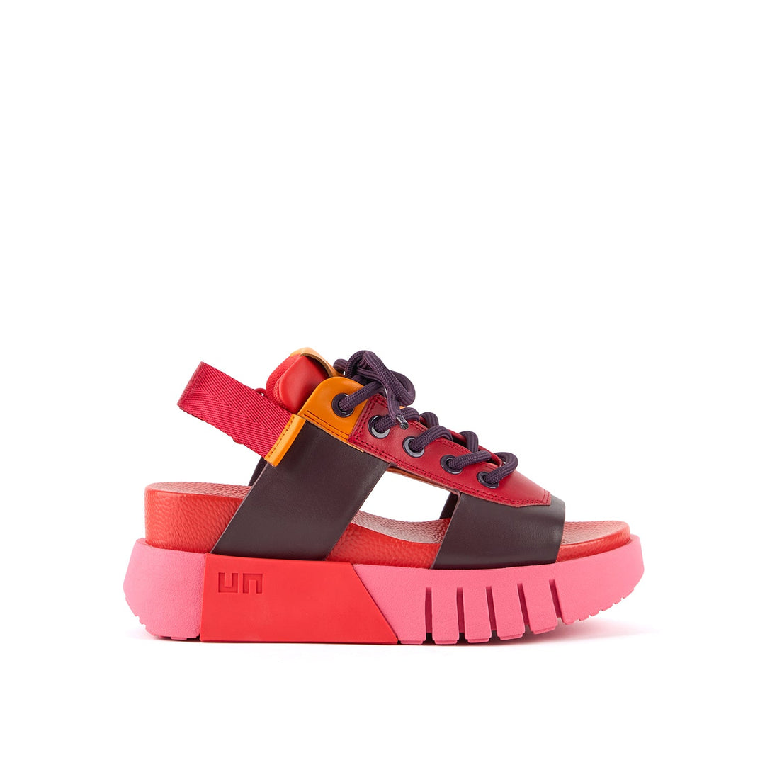 delta sporty ii lily 1 outside