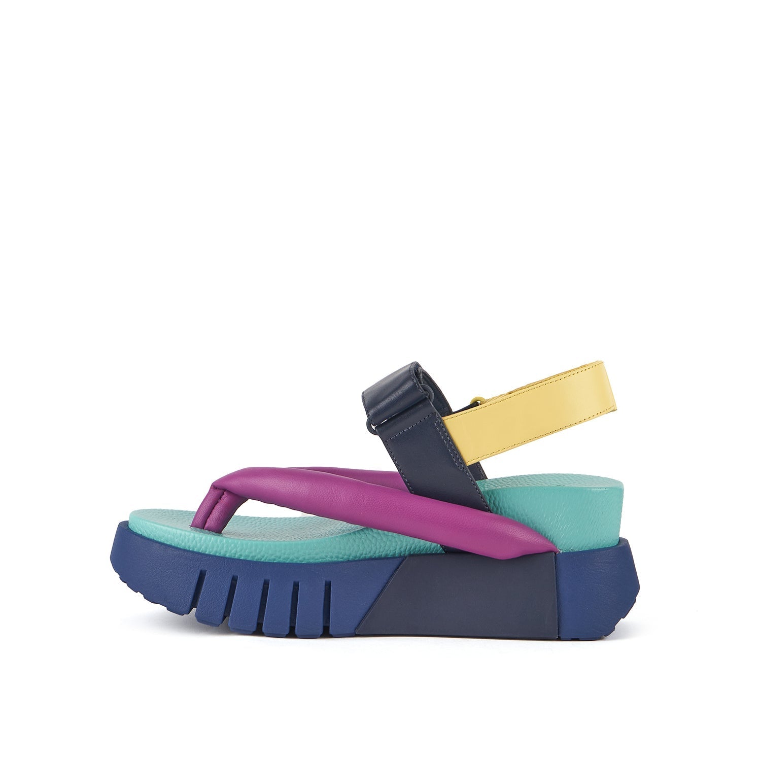 Delta Tong – United Nude EU