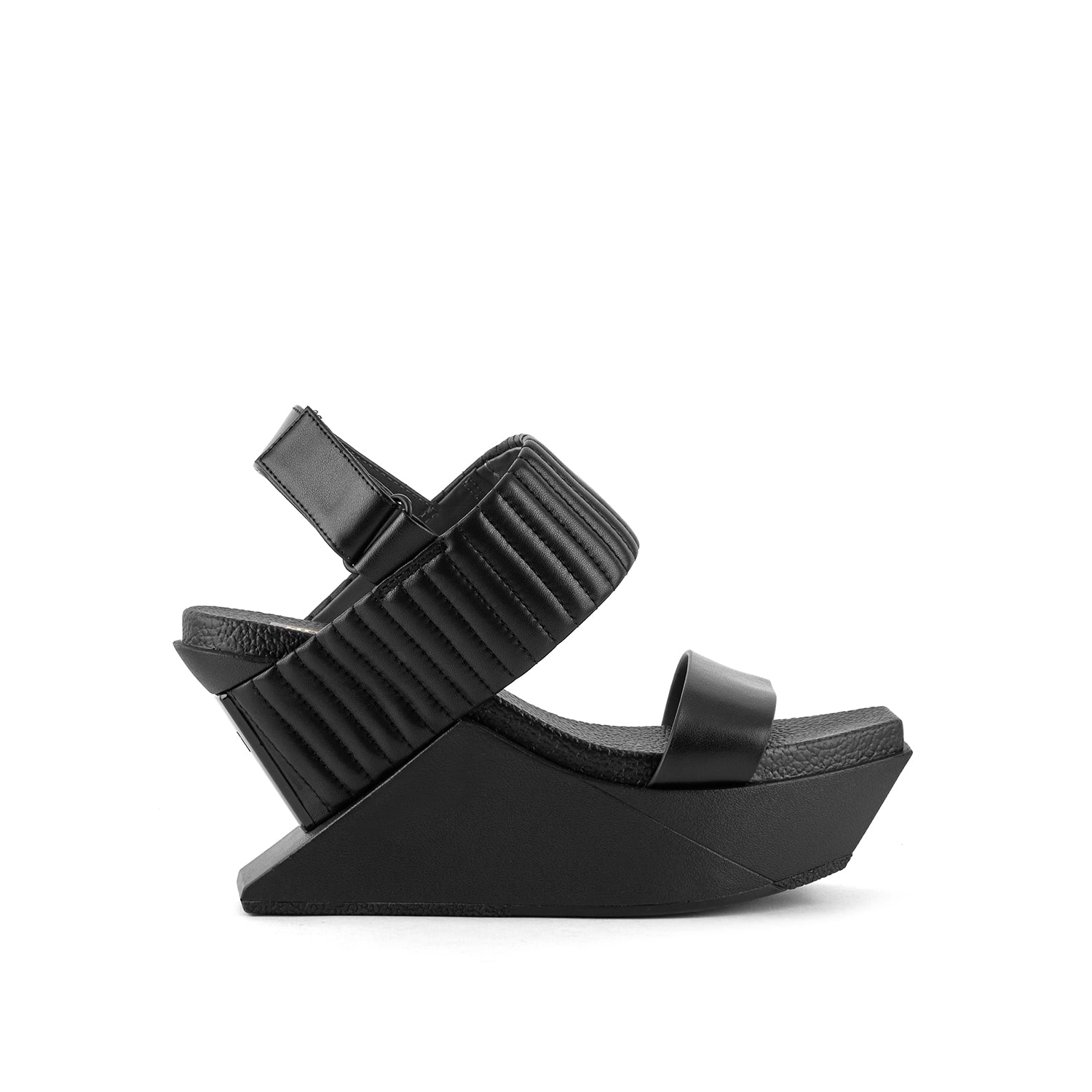 Delta Wedge Puffier – United Nude EU