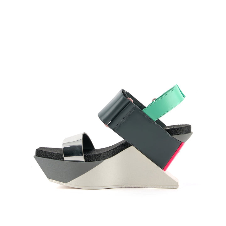 delta wedge sandal nebula 3 inside