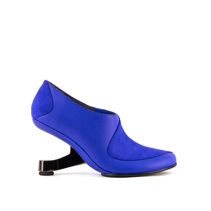 eamz dana dazzling blue 1 outside view