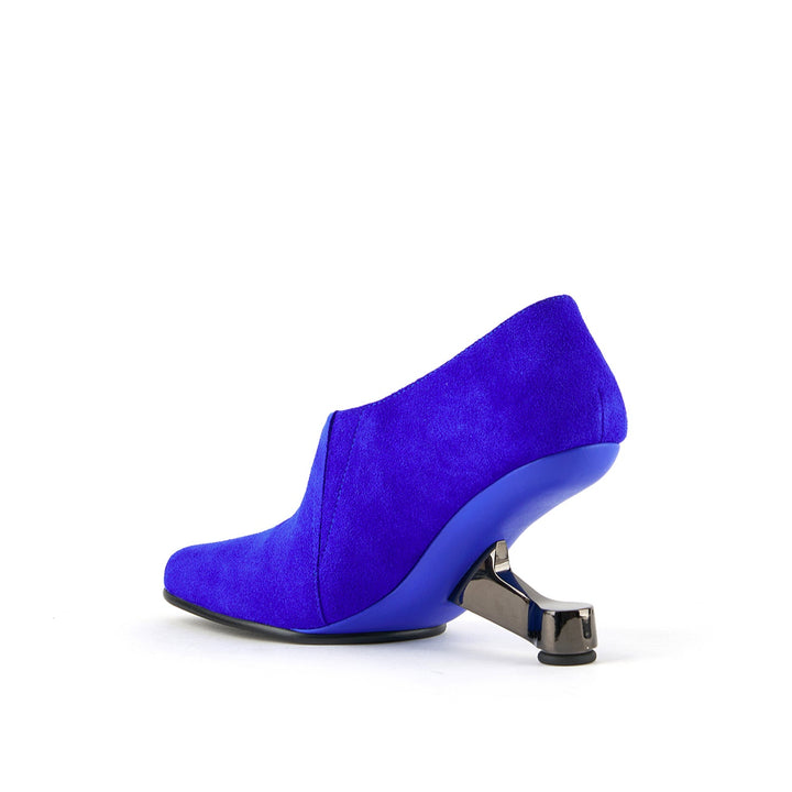 eamz dana dazzling blue 4 angle in view