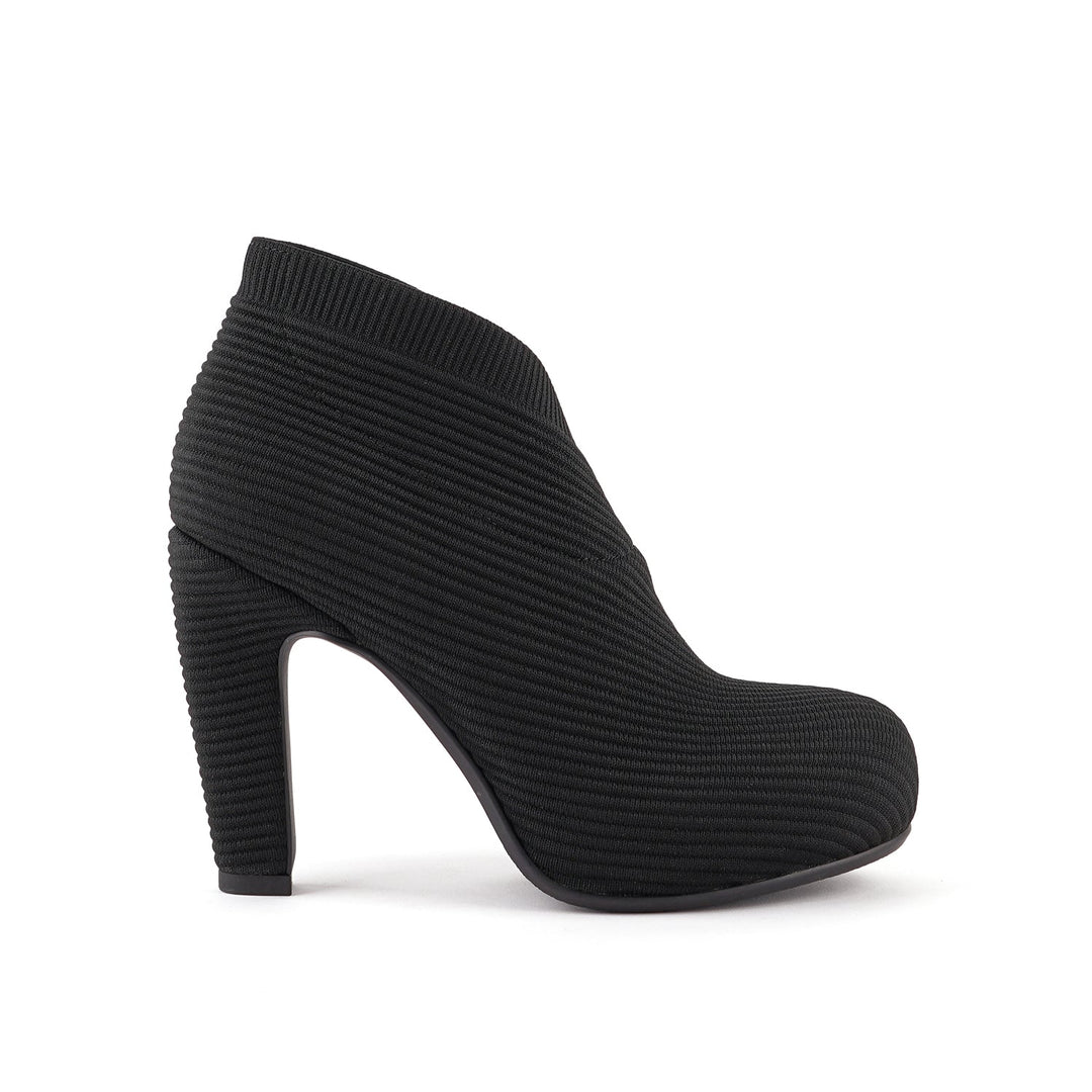 fold hi ii black knit ii 1 outside