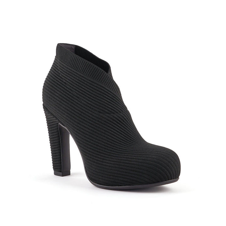 fold hi ii black knit ii 2 angle out