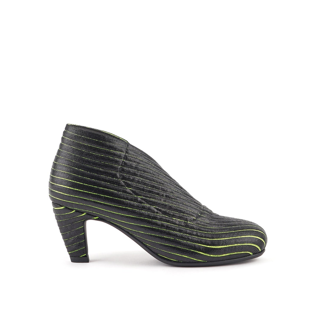 fold mid black cyber lime 1 outside