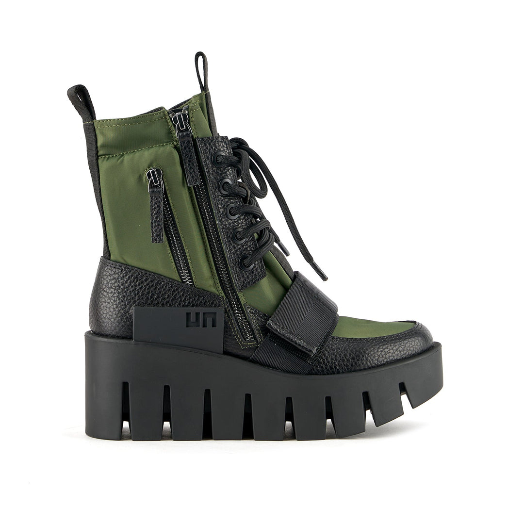 grip combat lo combat 1 outside view
