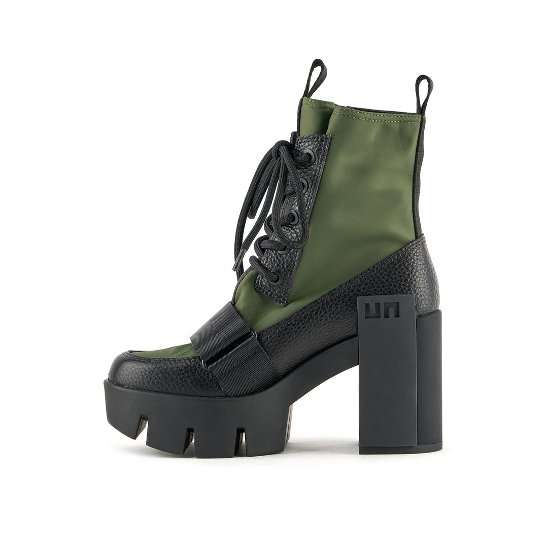 grip combat mid combat 3 inside view