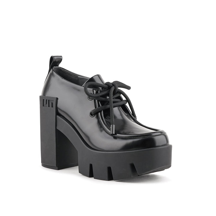 grip moc mid black ii 2 angle out