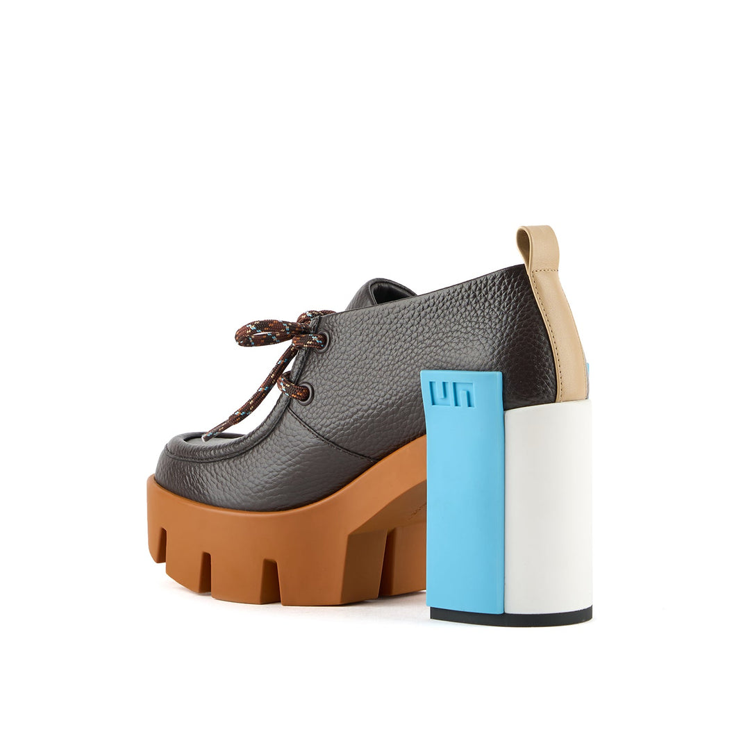 grip moc mid coffee mix 4 angle in view