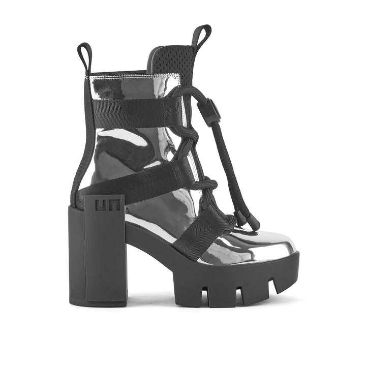 grip nomad mid ii silver 1 outside view