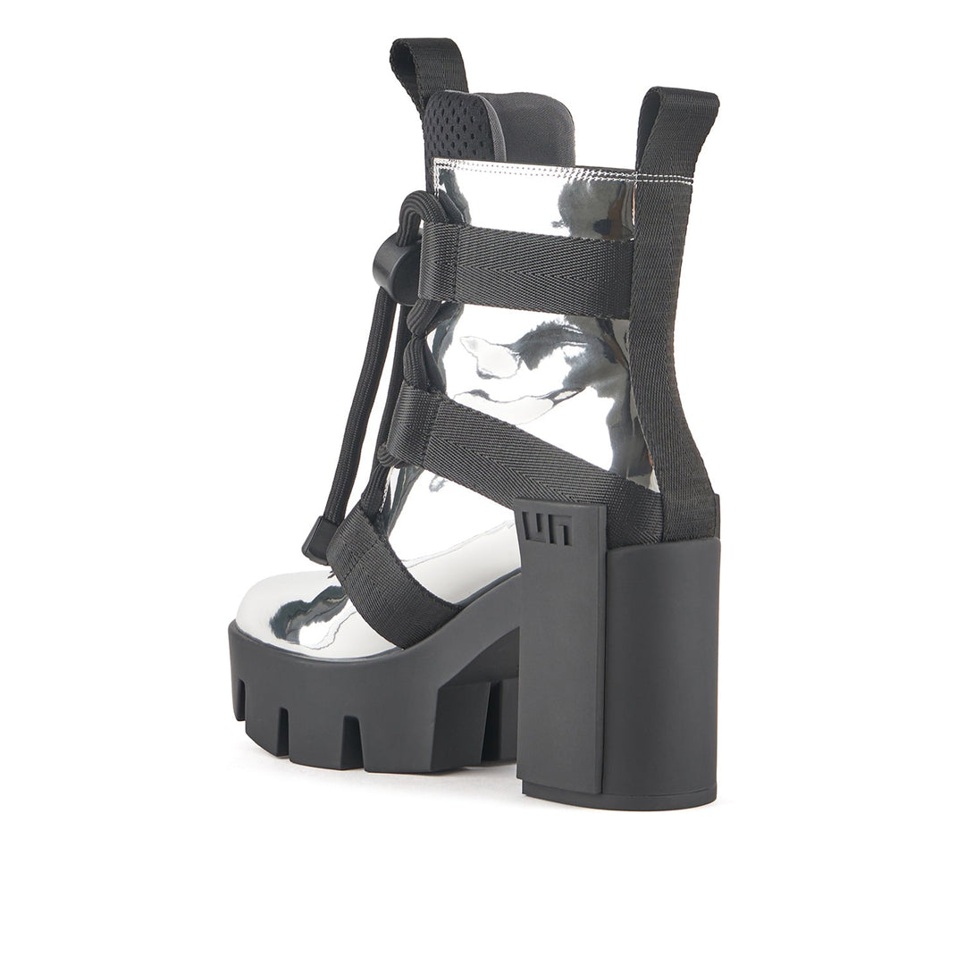 grip nomad mid ii silver 4 angle in view