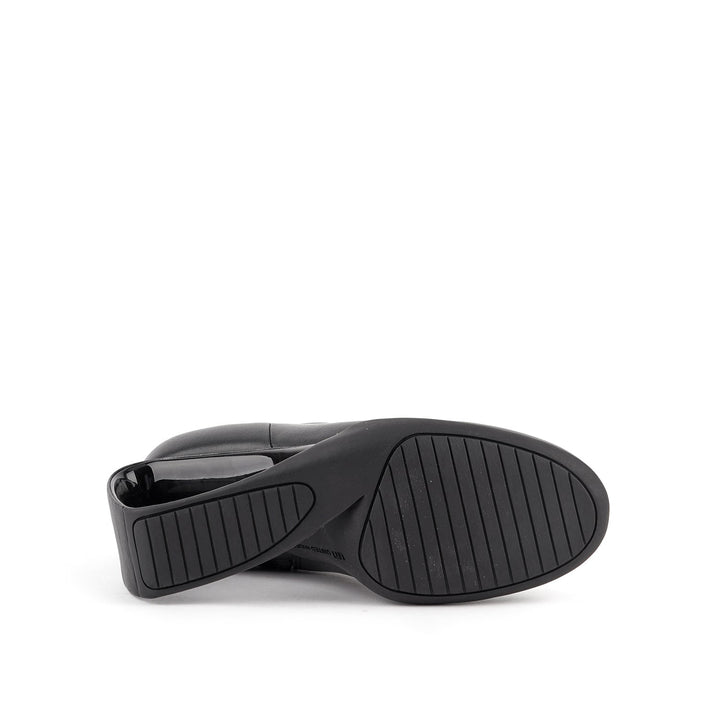 mobius ankle bootie hi black ii 6 bottom