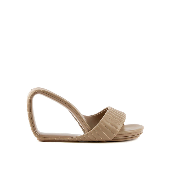 mobius hi timeless taupe puffier 1 outside