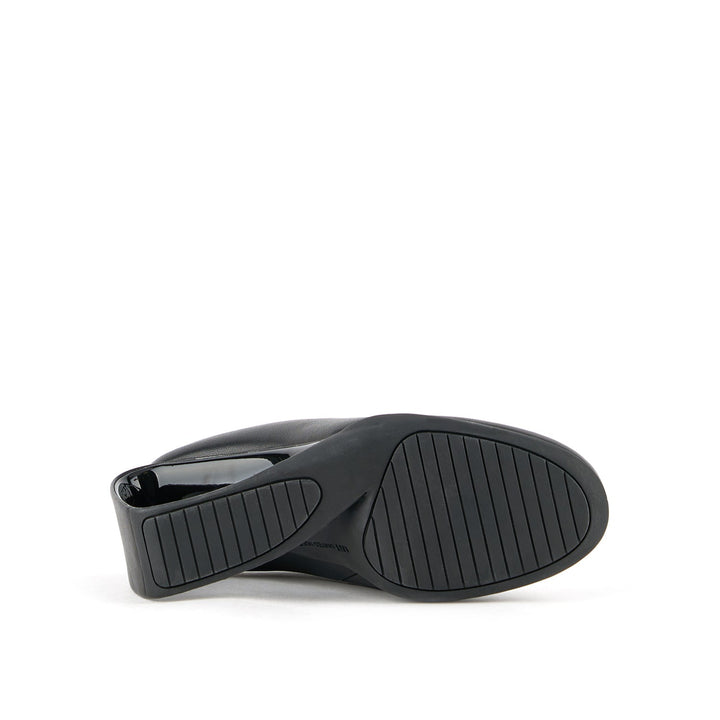 mobius mule hi black 6 bottom view