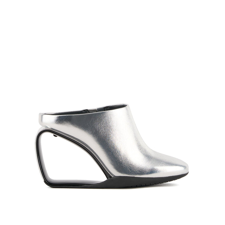 mobius mule hi silver 1 outside view
