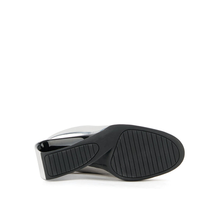 mobius mule hi silver 6 bottom view