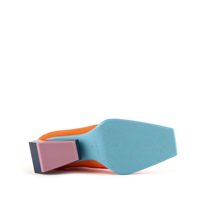 ricky mid electric rainbow 6 bottom view