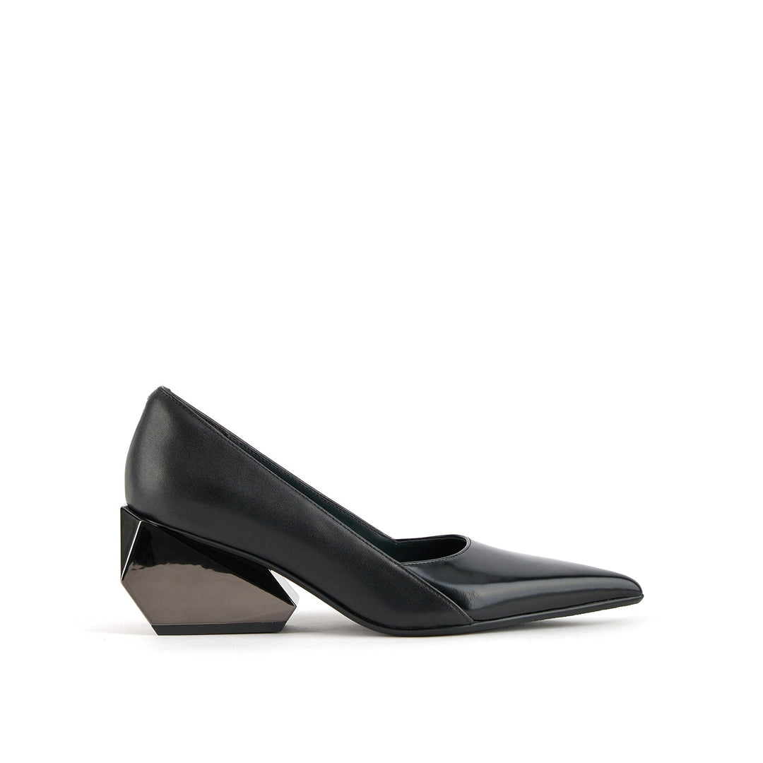 ricky pump mid black 1 outside view