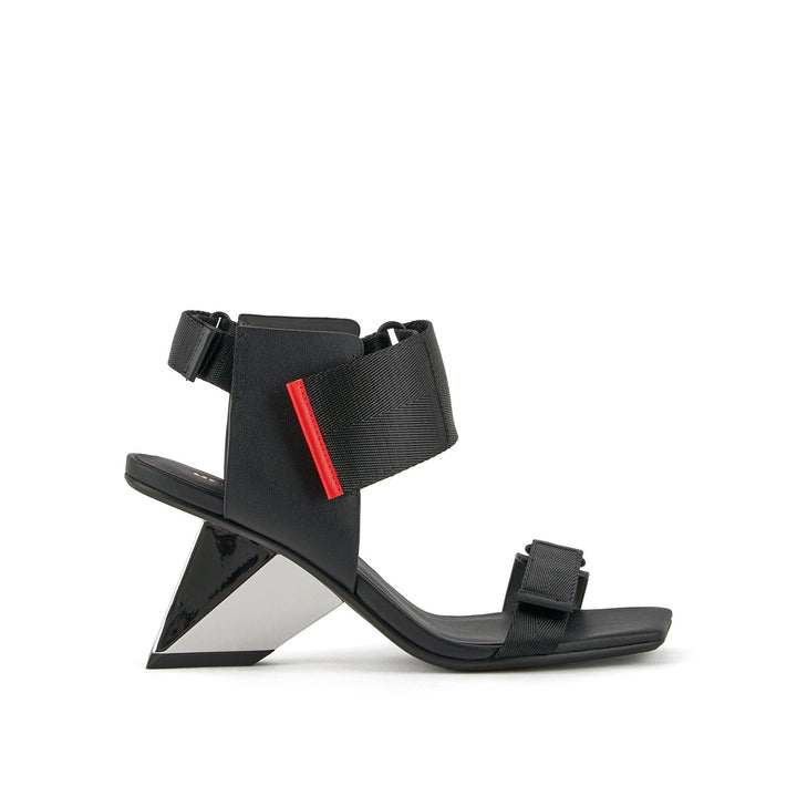 rockit run black agate 1 outside