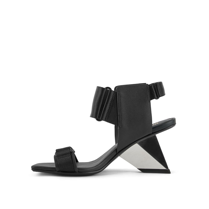 rockit run black agate 3 inside