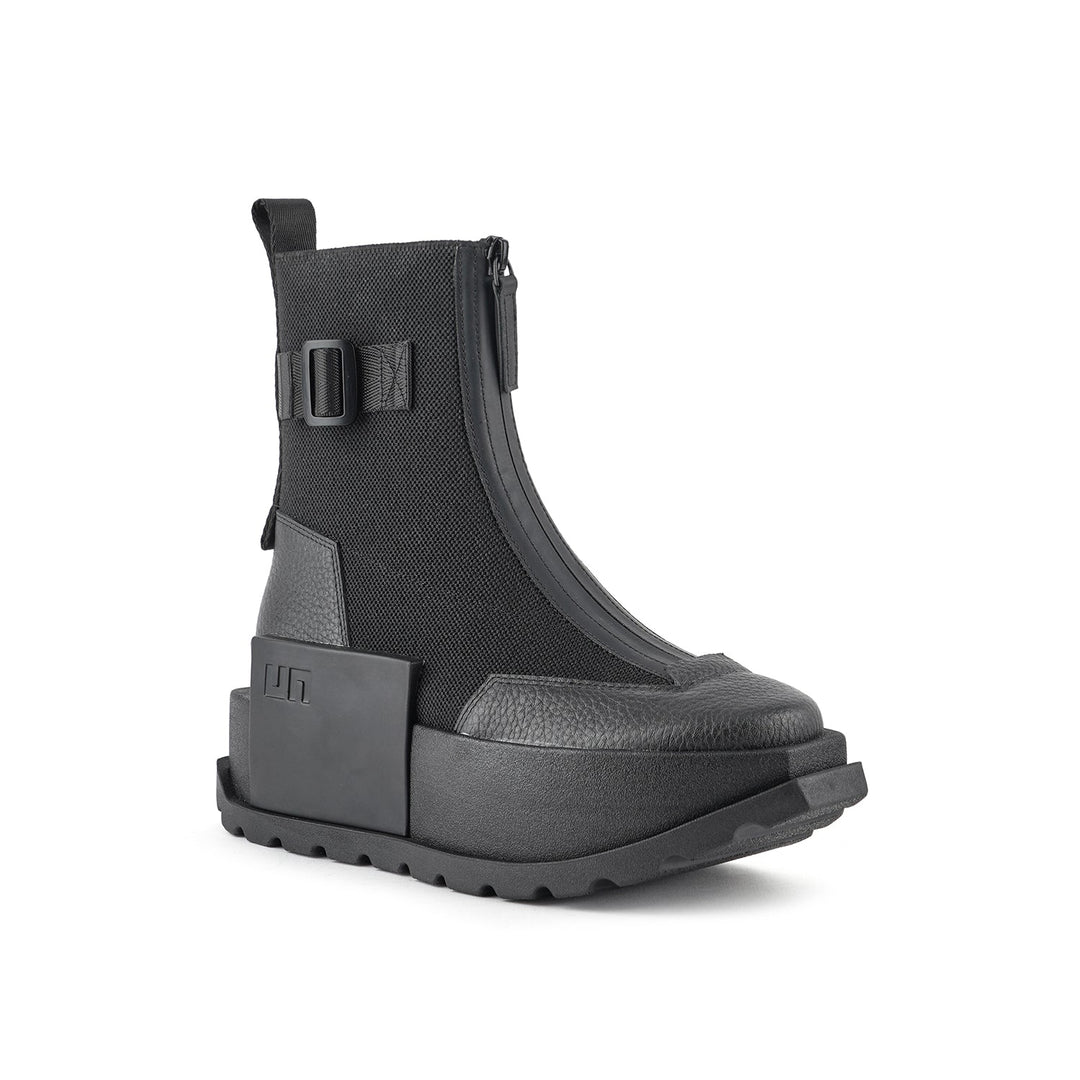 roko bootie iii black 2 angle out