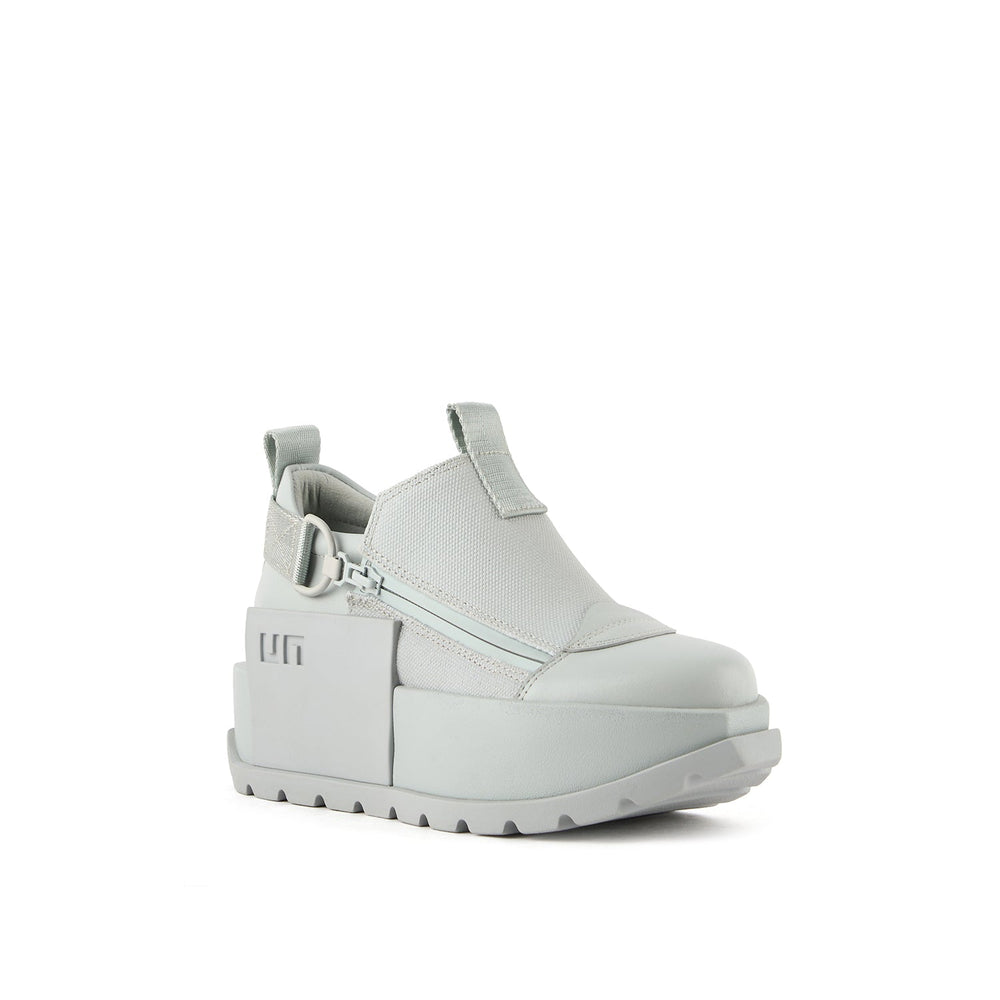 roko zar dawn 2 angle out view