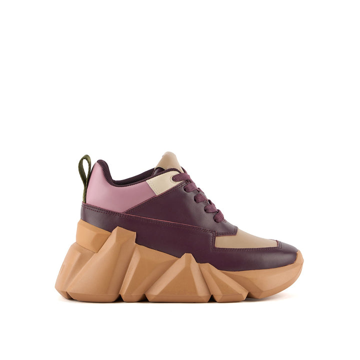 space kick max caramel mix 1 outside view