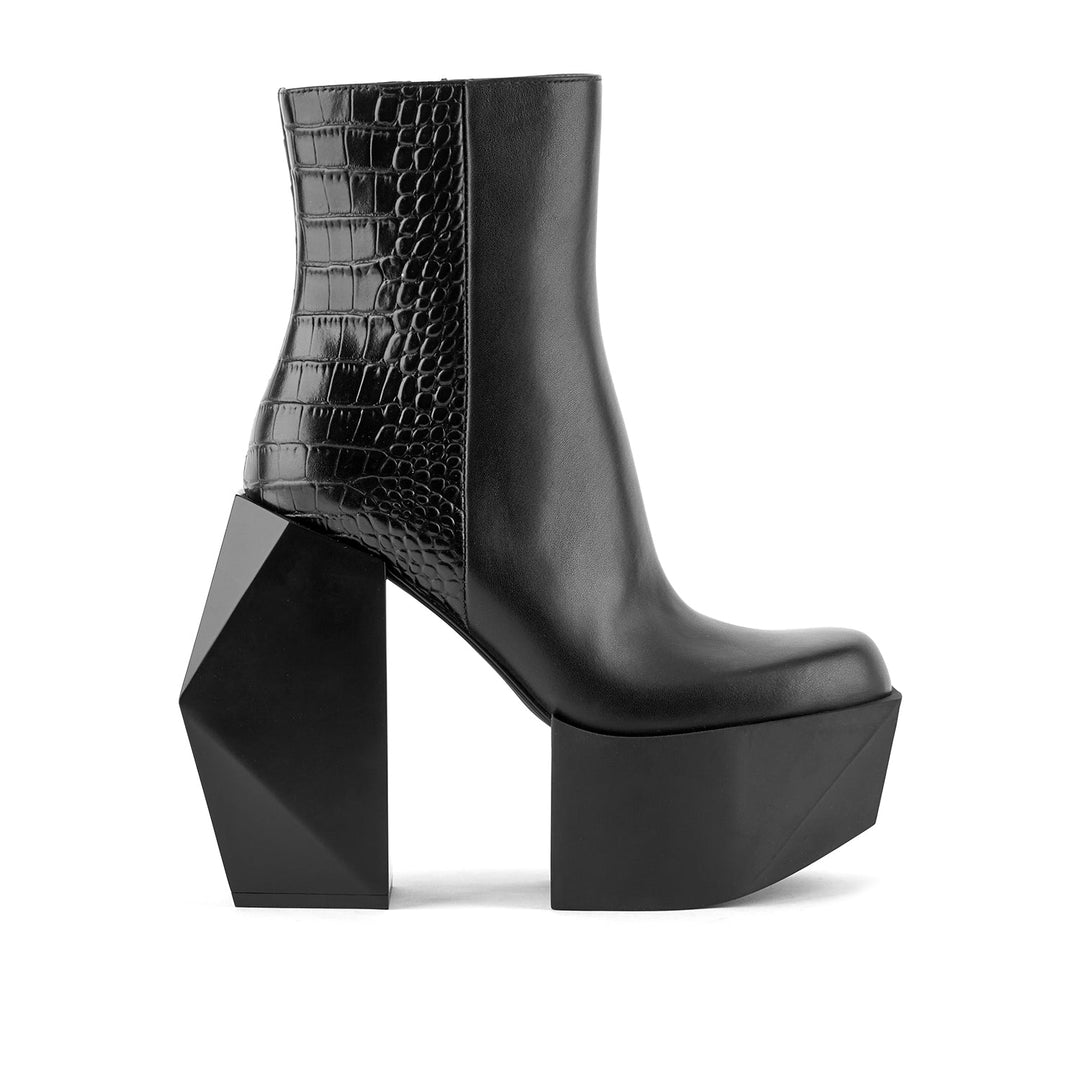 stage boot mens black iii 1 outside view